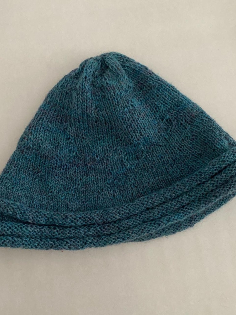 Slouchy knit blue beanie toque, handmade knitted winter cap hat! Never worn, new